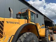 Volvo-L180F-2010-213728