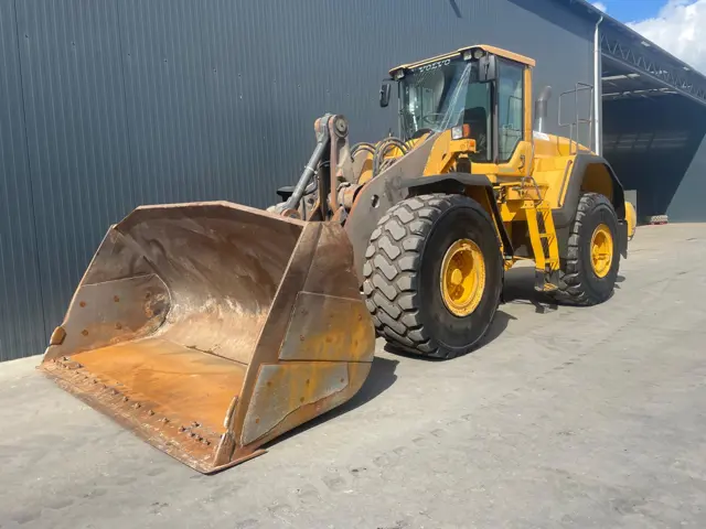 Volvo-L180G-2011-207459