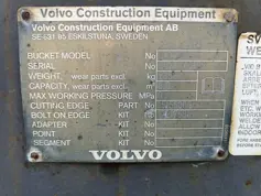 Volvo-L220G-2011-198562