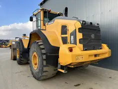 Volvo-L220H-2014-205455