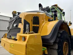 Volvo-L220H-2018-208049