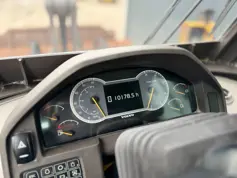 Volvo-L220H-2018-208049