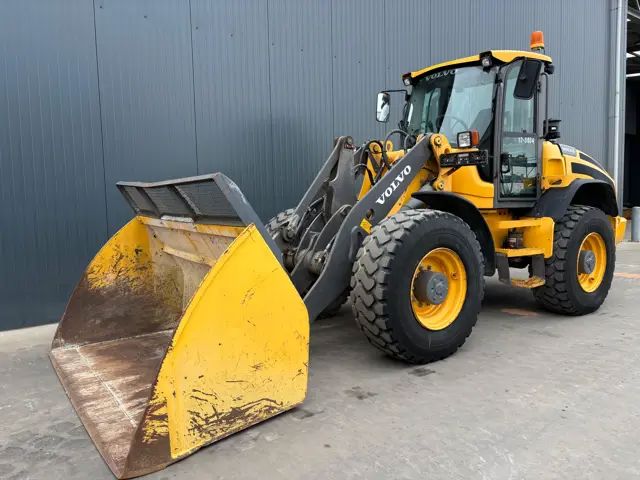 Volvo-L50F - 2863 Hours Only - High Speed-2011-208639