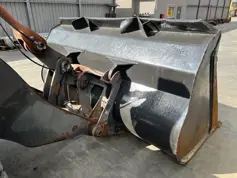 Volvo-L90F-2011-208583