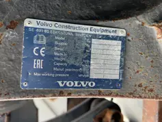 Volvo-L90F-2011-208583