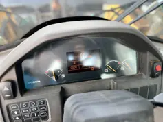 Volvo-L90F-2011-208583