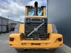 Volvo-L90F-2011-208583