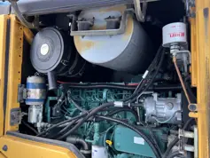 Volvo-L90F-2011-208583