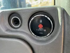 Volvo-L90F-2011-208583