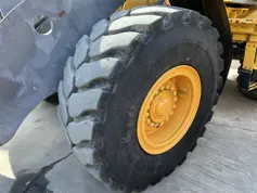 Volvo-L90F-2011-208583