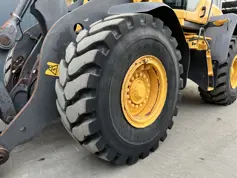 Volvo-L90H-2015-208581