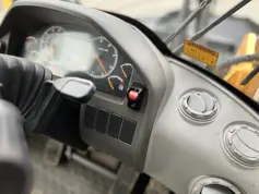 Volvo-L90H-2015-208581