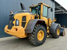 Volvo-L90H-2015-208581