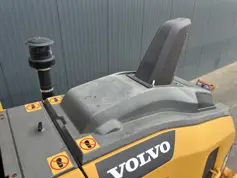 Volvo-L90H-2015-208581