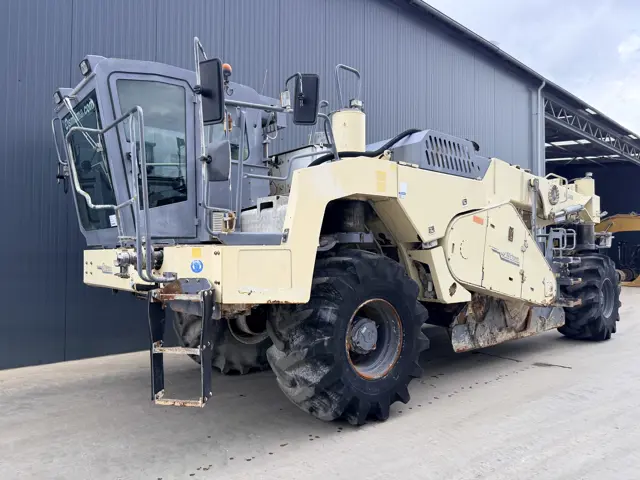 Wirtgen-WR2400-2006-207725